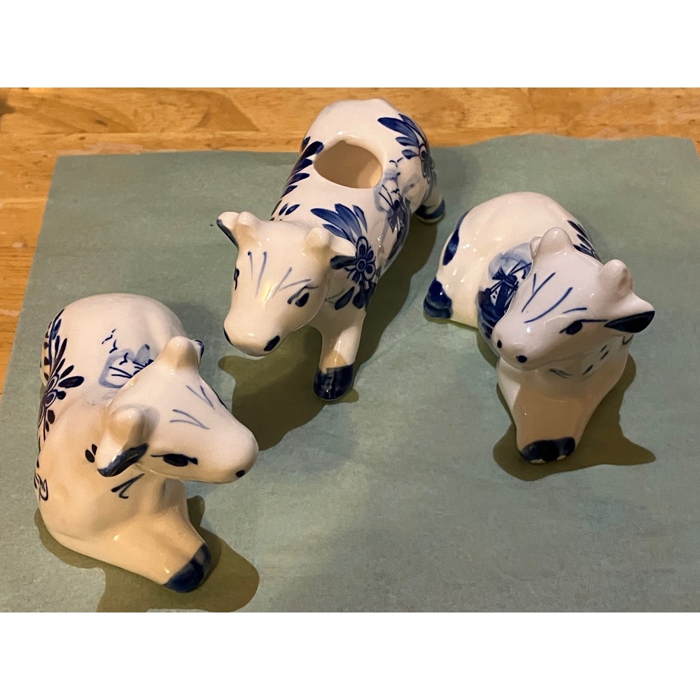 Delft Style Cow Salt & Pepper Shaker w/Toothpick Holder Set Classic Blue & White